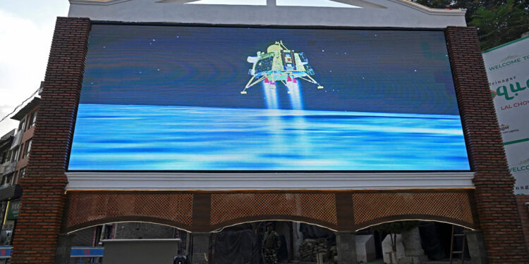 INDIA KASHMIR SPACE SCIENCE MOON