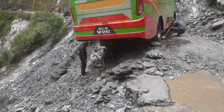 Beni Jomsom road trip dangerous due to landslides