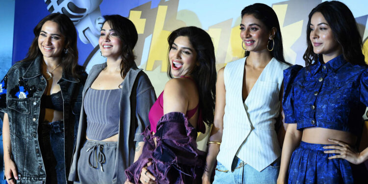 INDIA ENTERTAINMENT CINEMA BOLLYWOOD